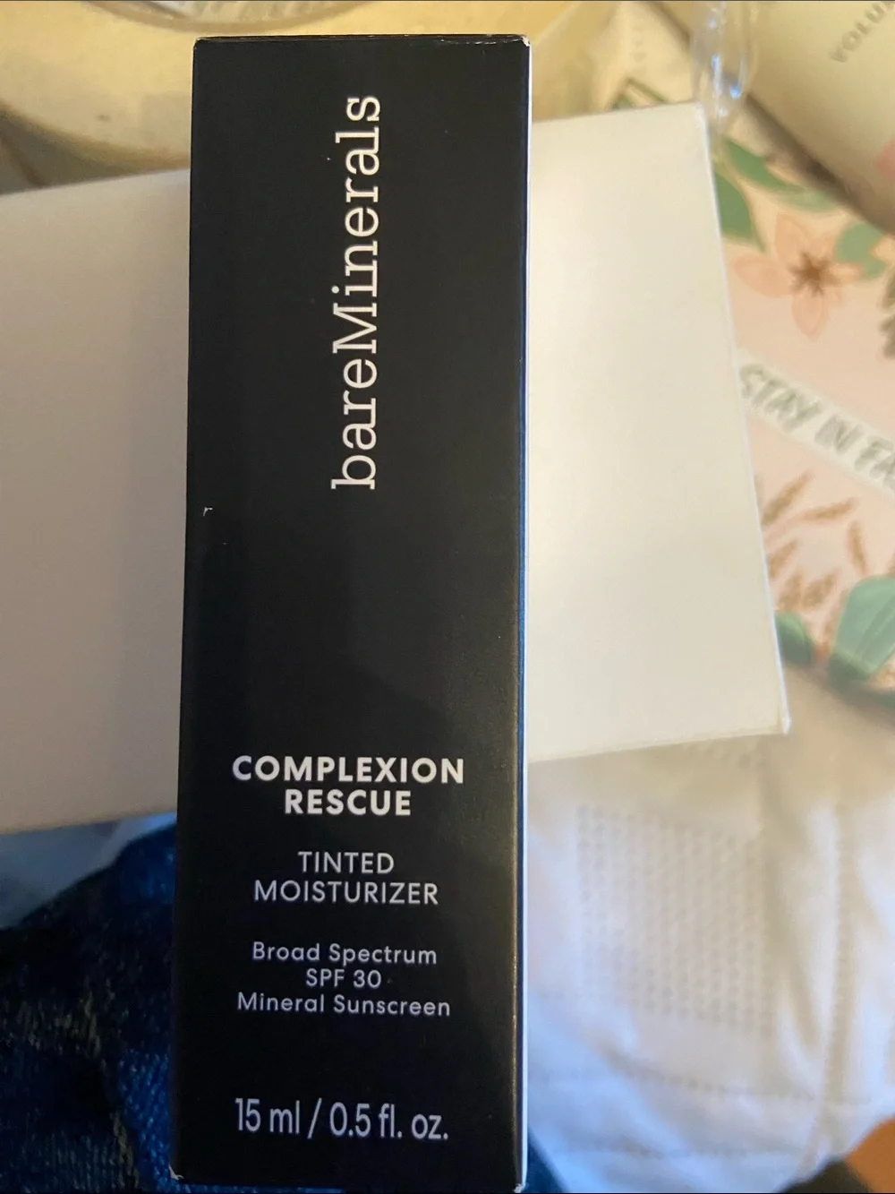 bareMinerals Complexion Rescue Natural Matte Tinted Moisturizer - Beige